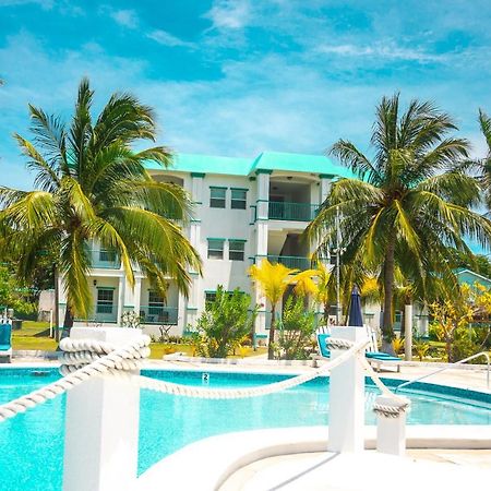 Best Western Grand Baymen Gardens San Pedro  Esterno foto