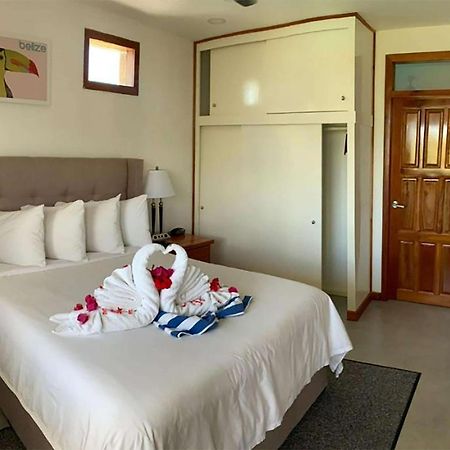 Best Western Grand Baymen Gardens San Pedro  Esterno foto