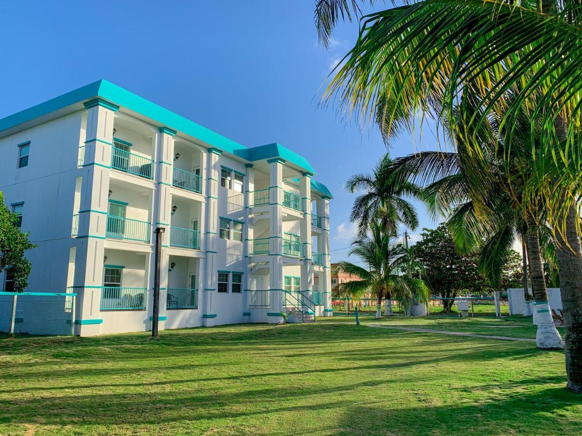Best Western Grand Baymen Gardens San Pedro  Esterno foto