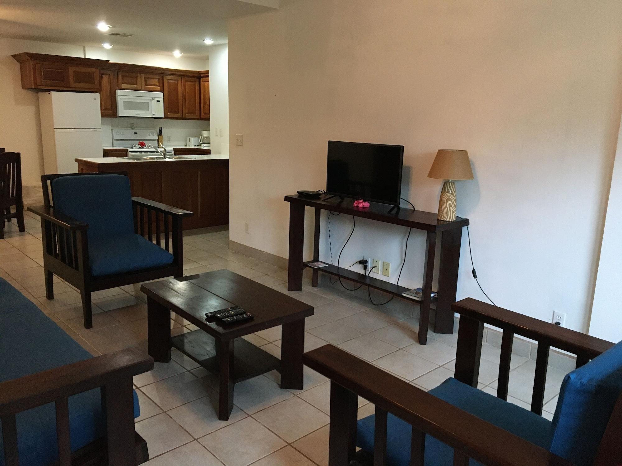 Best Western Grand Baymen Gardens San Pedro  Esterno foto