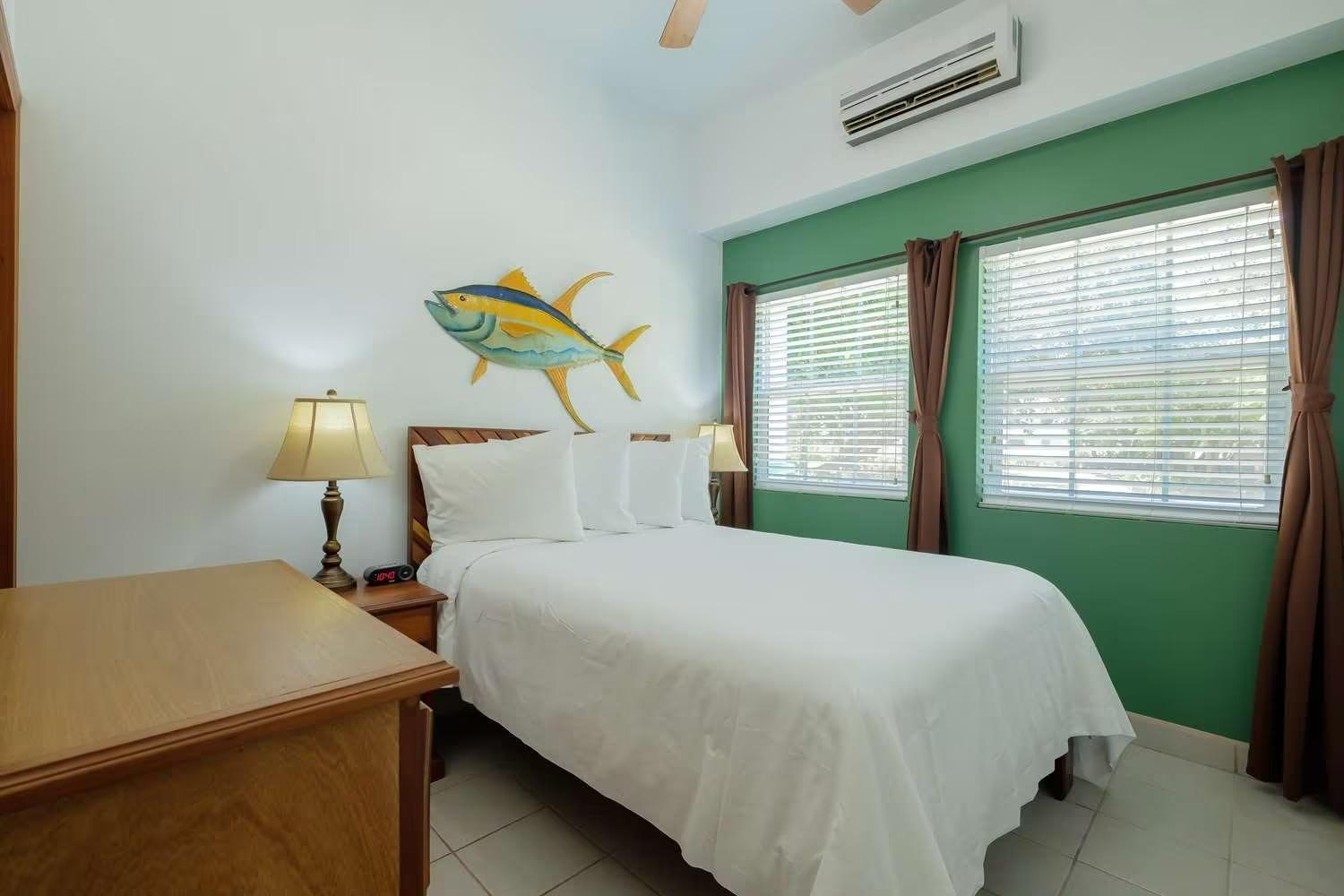 Best Western Grand Baymen Gardens San Pedro  Esterno foto