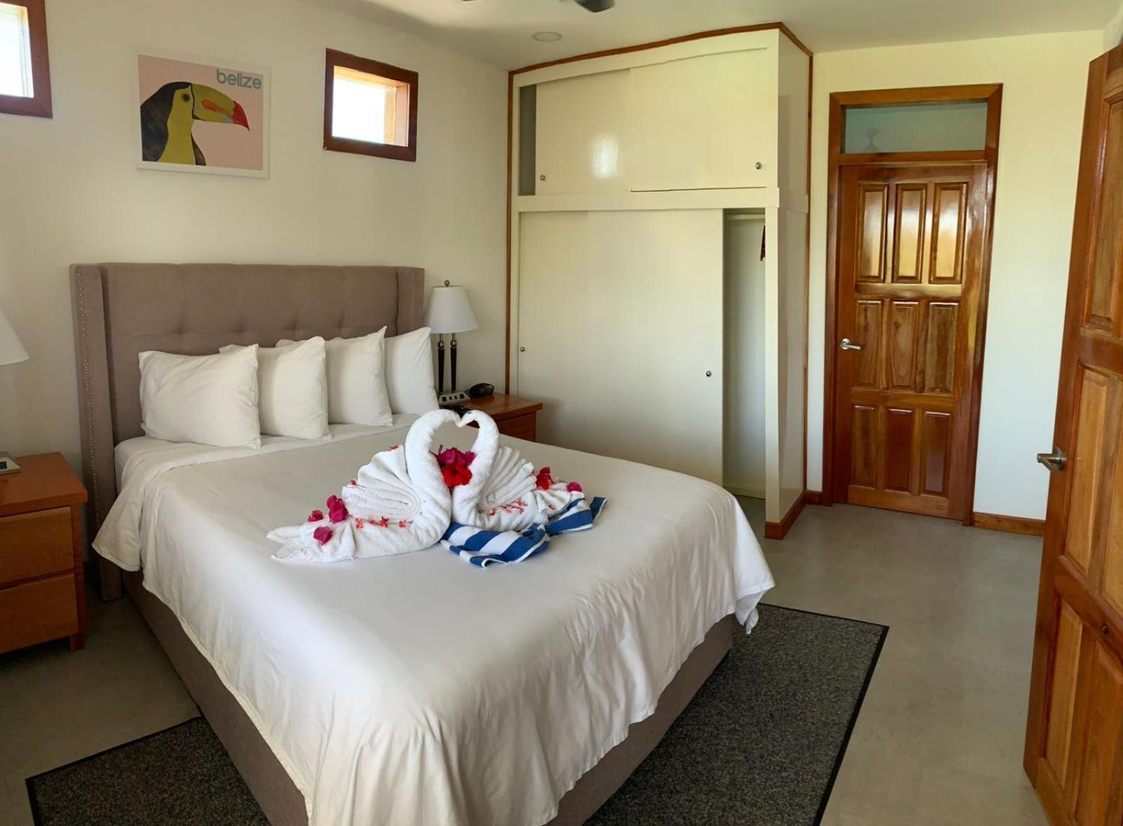 Best Western Grand Baymen Gardens San Pedro  Esterno foto